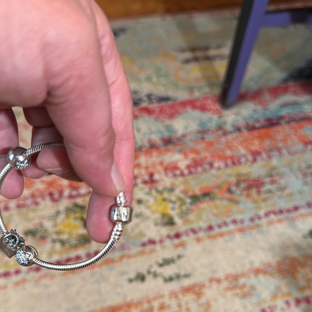 ⛓️🍄🌸❤️Pandora Silver Charm Bracelet with Elegant Design - Picture 2 of 9